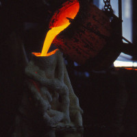 Pouring bronze